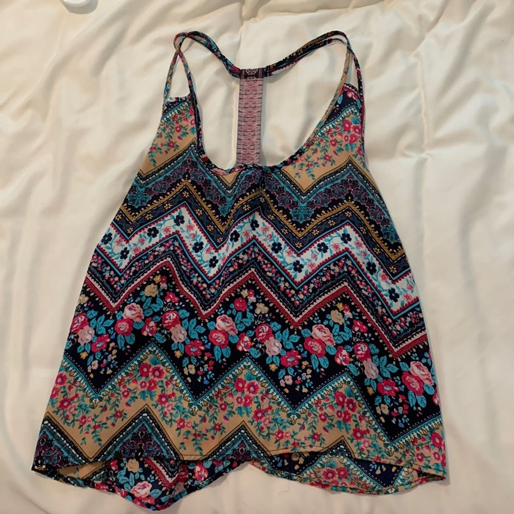 Razor back floral tank top from Charlotte Russe, size L, worn 3-4x